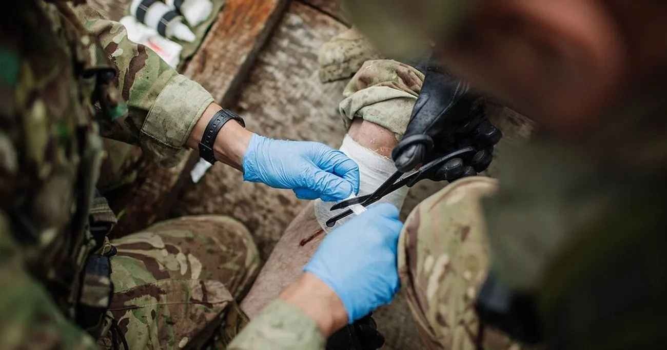 Рада возобновила военную подготовку для студентов-медиков