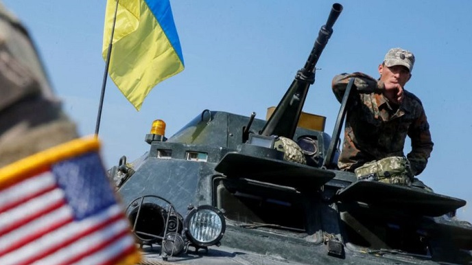 Палата представників США схвалила продовження військової допомоги Україні