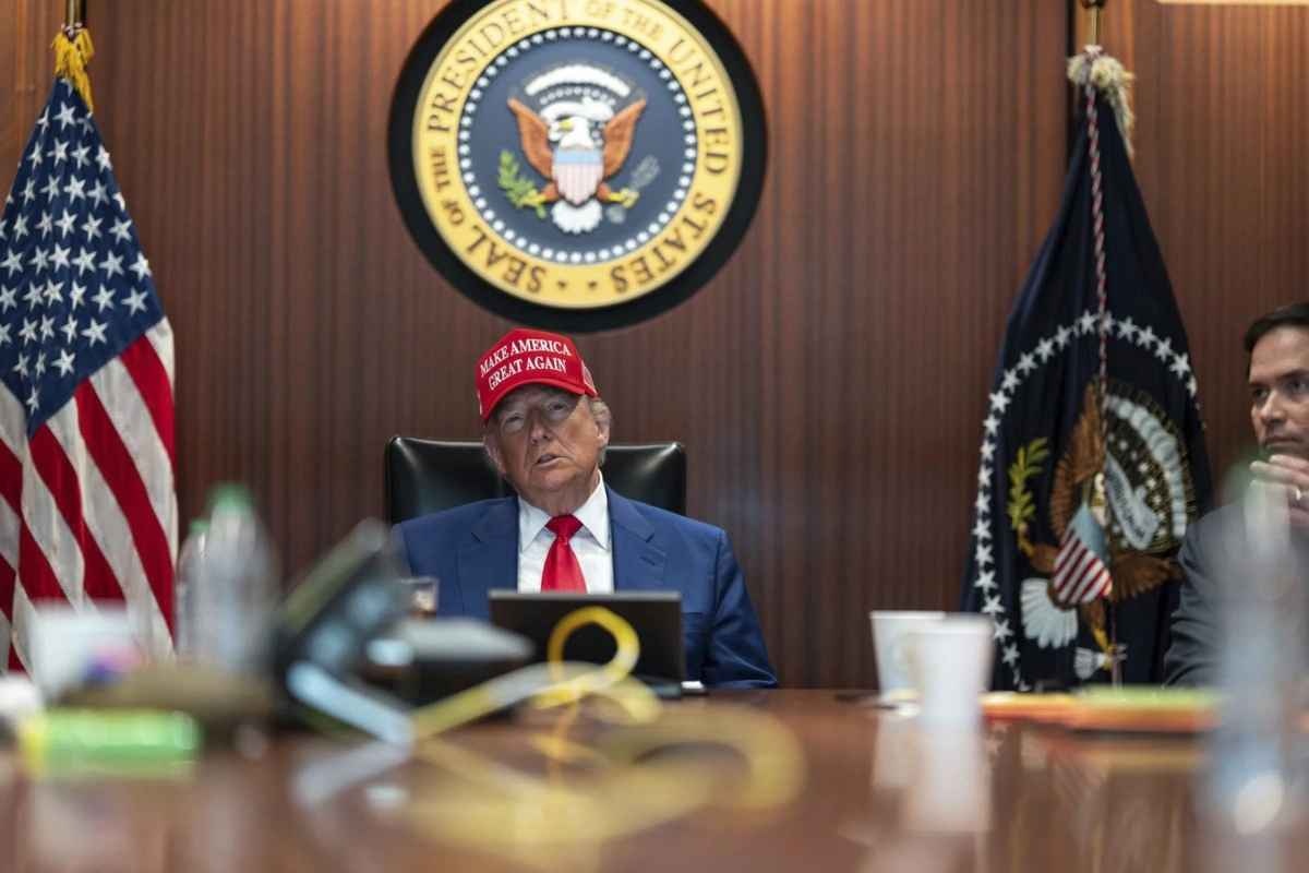 Трамп пригрозил новыми ударами по ядерным объектам Ирана