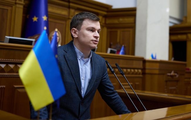 Примушують голосувати: із фракції "Слуга народу" вийшов депутат