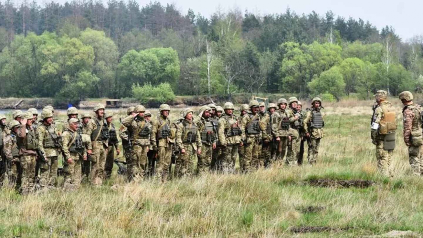 В Україні збільшать терміни базової загальної військової підготовки