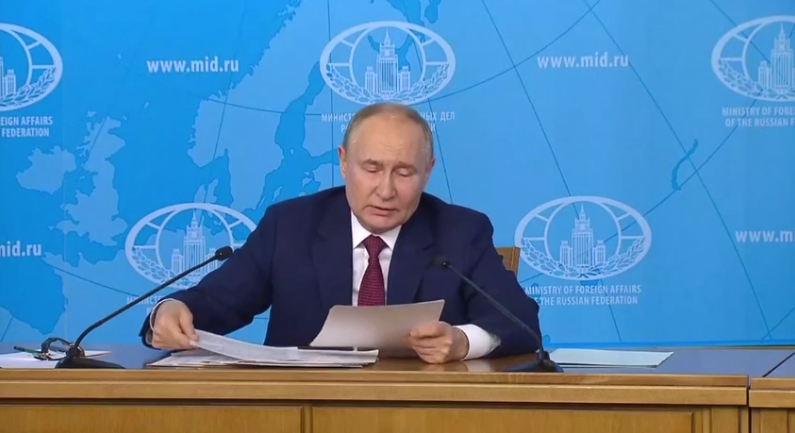 "Я готовий закінчити війну", - Путін оголосив ультиматум