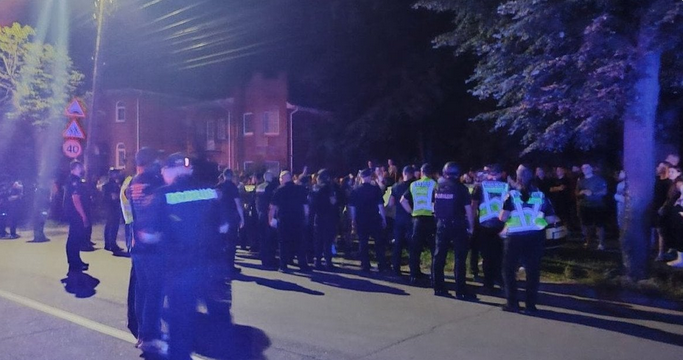 У Вінниці натовп "штурмував" пункту збору військовозобов’язаних: що кажуть у ТЦК