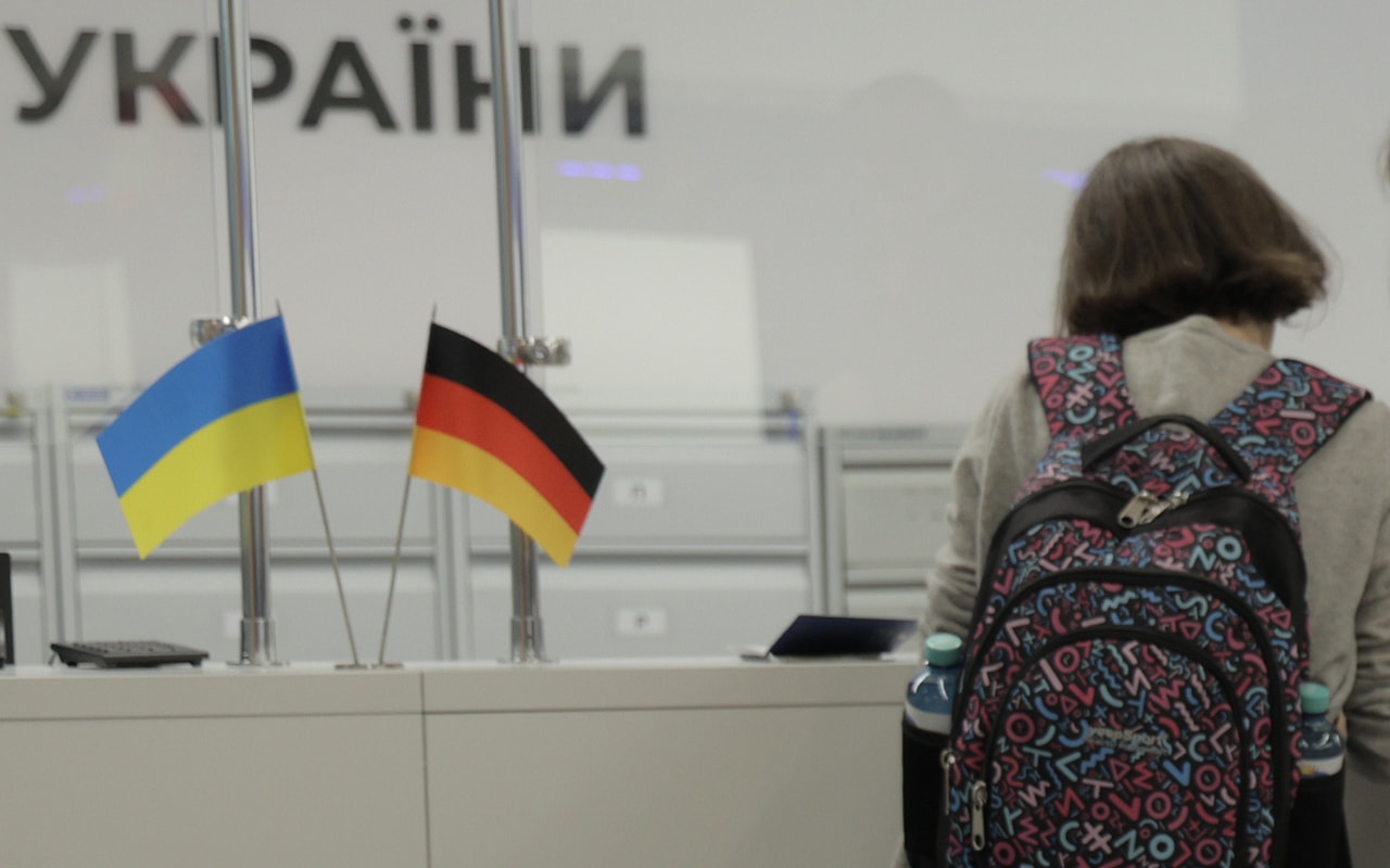 В Германии призвали отменить выплаты пособия всем украинским беженцам
