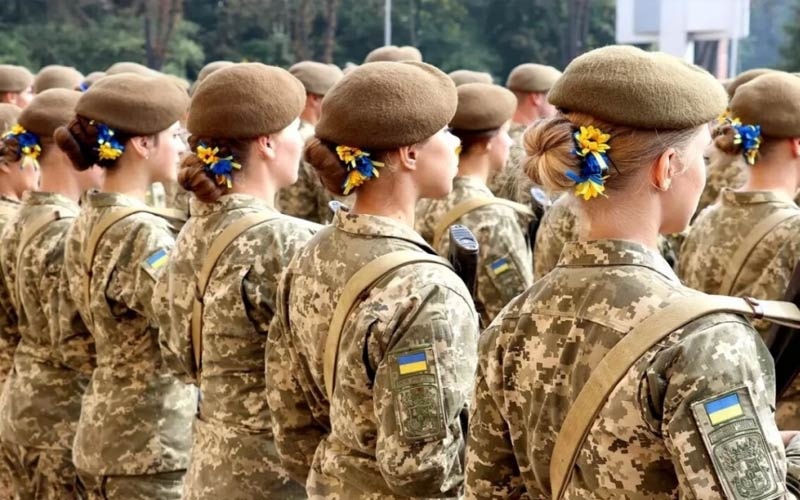 Юрист объяснил, кому из женщин надо срочно пройти ВВК