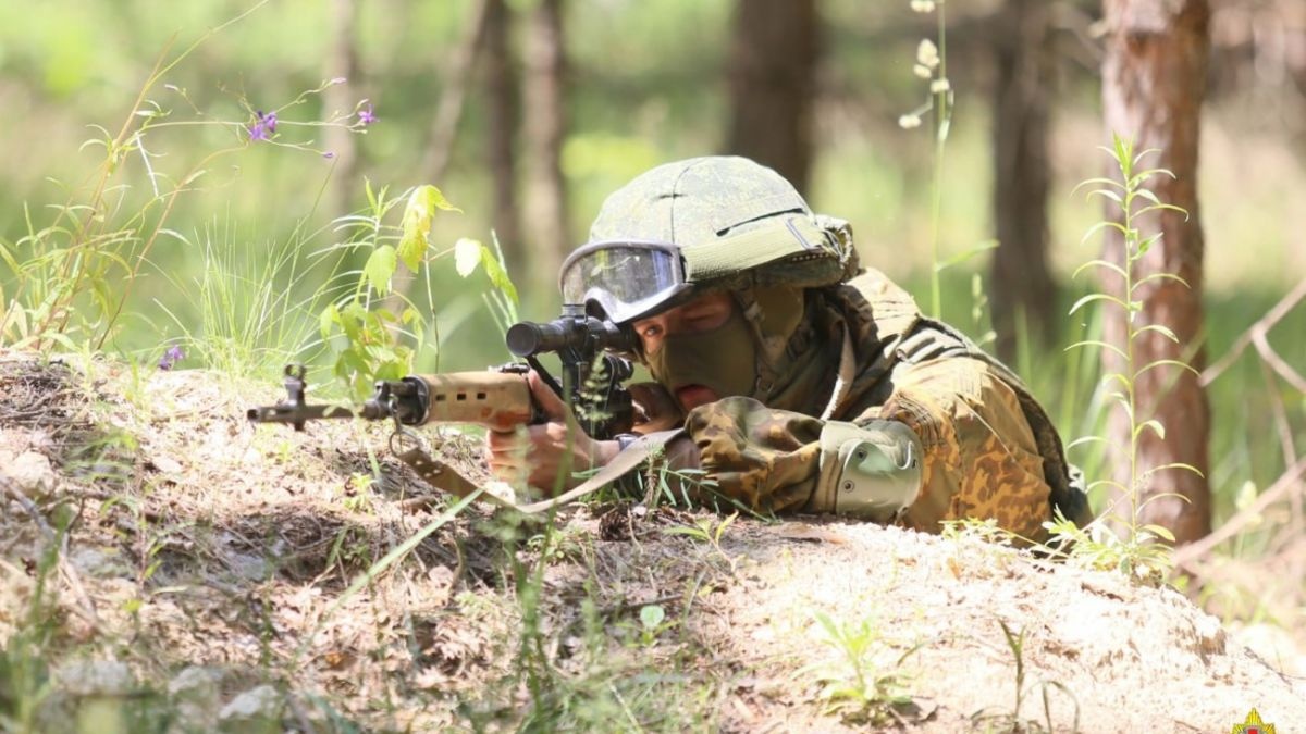 Беларусь разместит новую десантно-штурмовую бригаду на границе с Украиной
