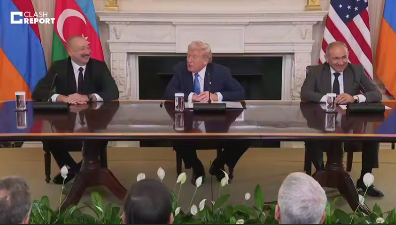 Армения и Азербайджан в присутствии Трампа подписали мирное соглашение