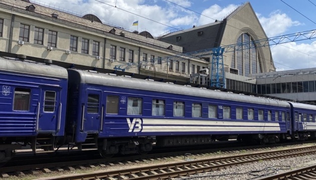 Нестача квитків у поїздах УЗ: попит сягає 5-8 пасажирів на одне місце