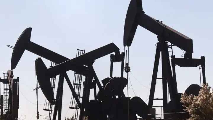 Індія відмовилася від російської нафти, але знайшовся інший покупець, - Bloomberg