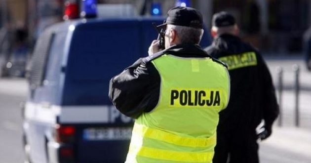 Польща почала депортацію українців після скандального концерту у Варшаві