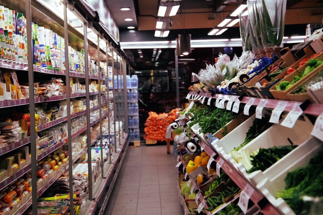 Организация выкладки в маленьком продуктовом магазине: с чего начать?