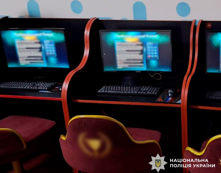 В Киеве раскрыли сеть нелегальных игровых клубов