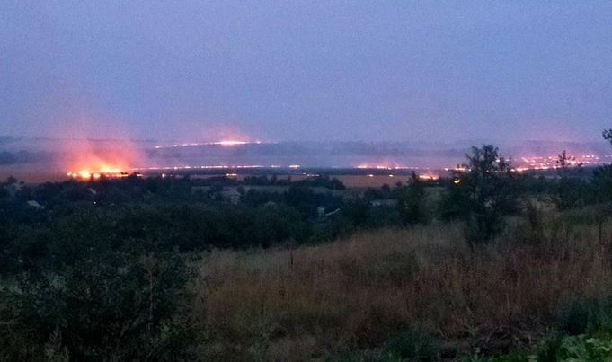 В Черноморске после атаки БПЛА вспыхнули пожары