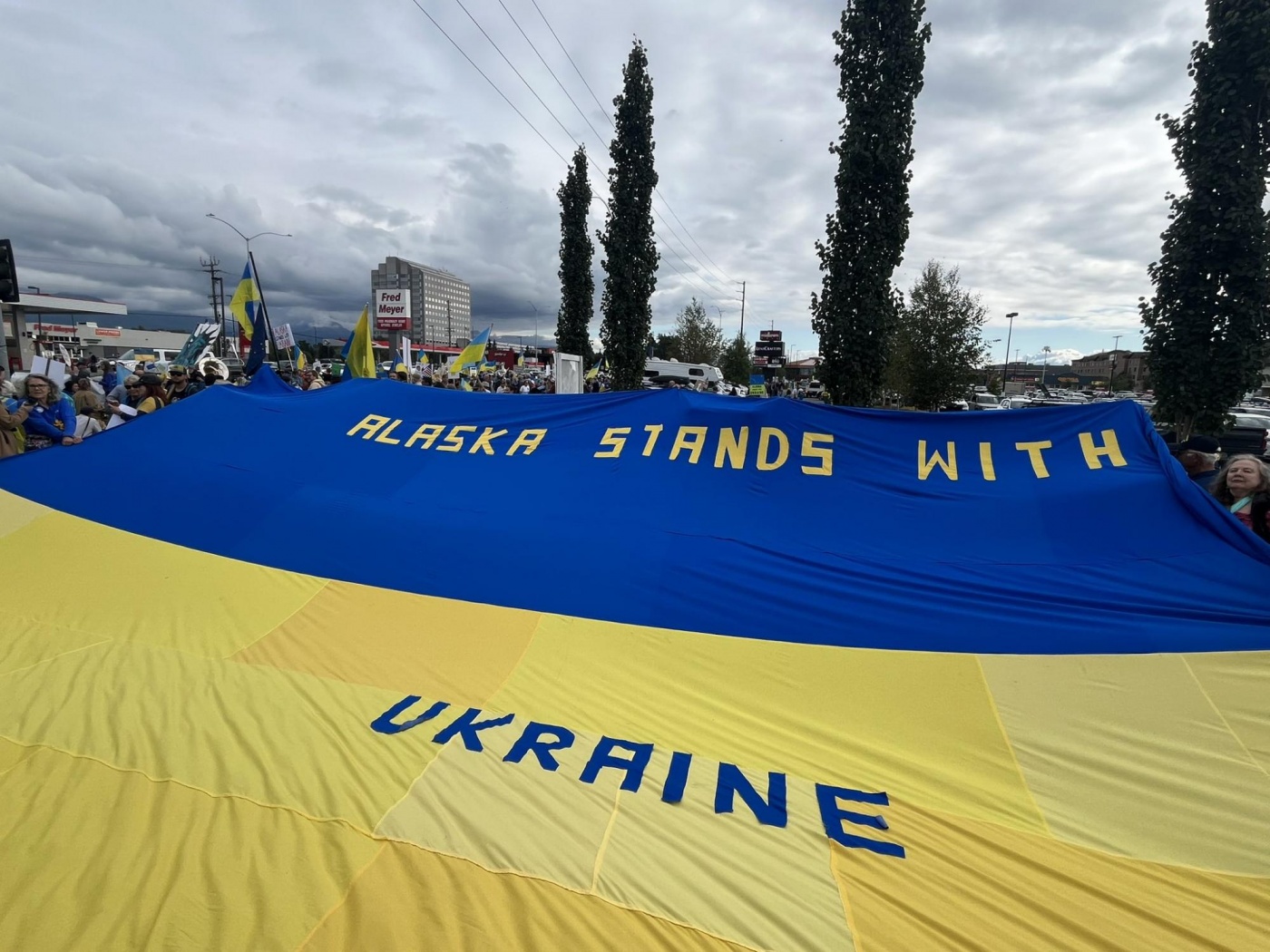В Анкориджі відбувся великий мітинг на підтримку України