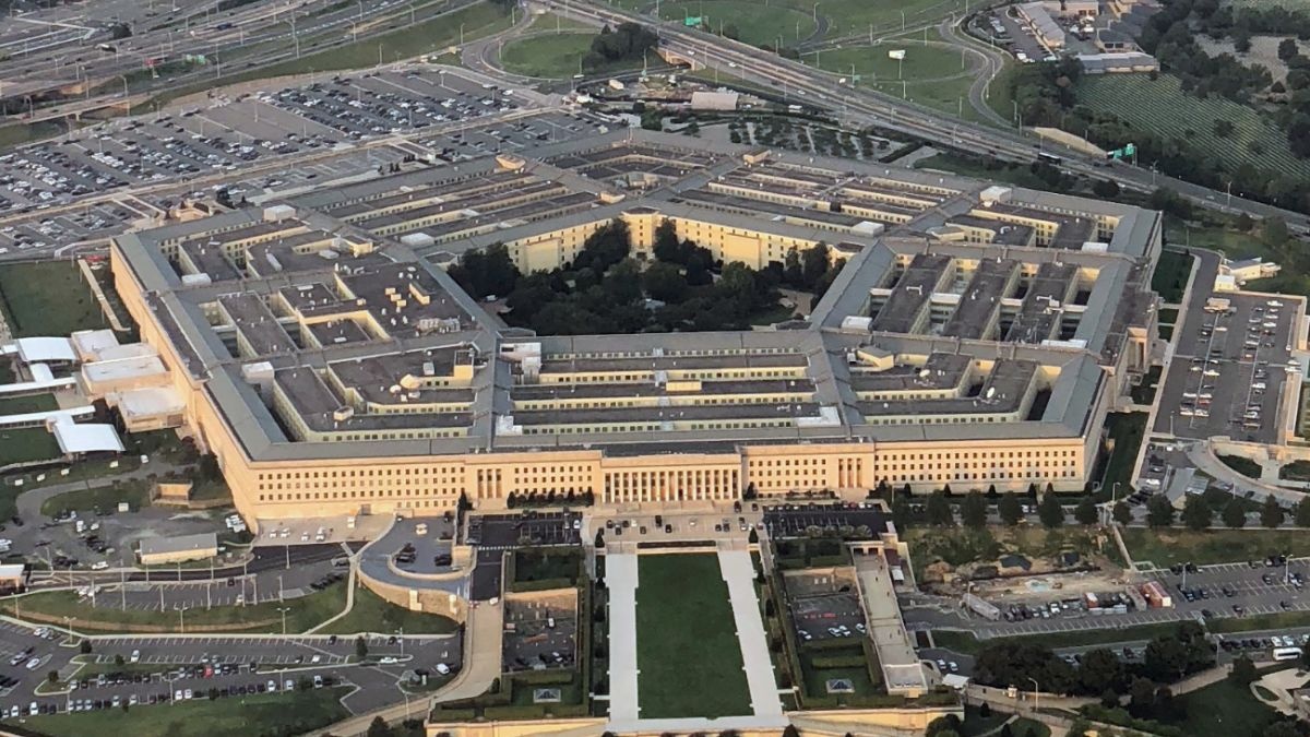 Администрация Трампа намерена переименовать Пентагон в Министерство войны, - WSJ
