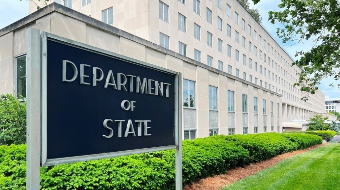 США змінили процедуру для отримання віз українцями