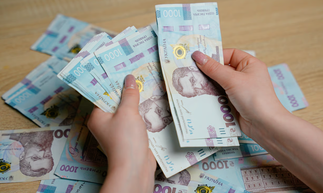 Кабмин установил новые размеры надбавок учителям