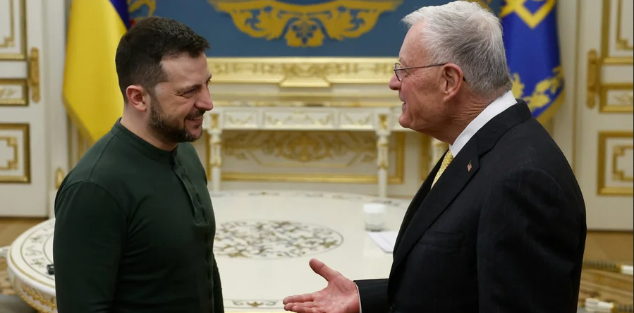 Найкраща ППО США - генерал Келлог, - Зеленський пожартував і запропонував американцеві громадянство
