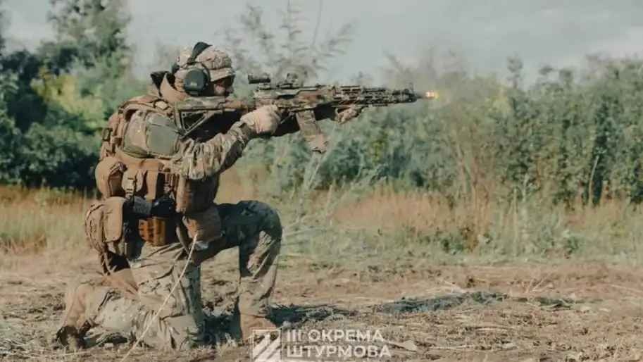 Сырский объяснил, в чем отличие штурмовых войск от десантно-штурмовых