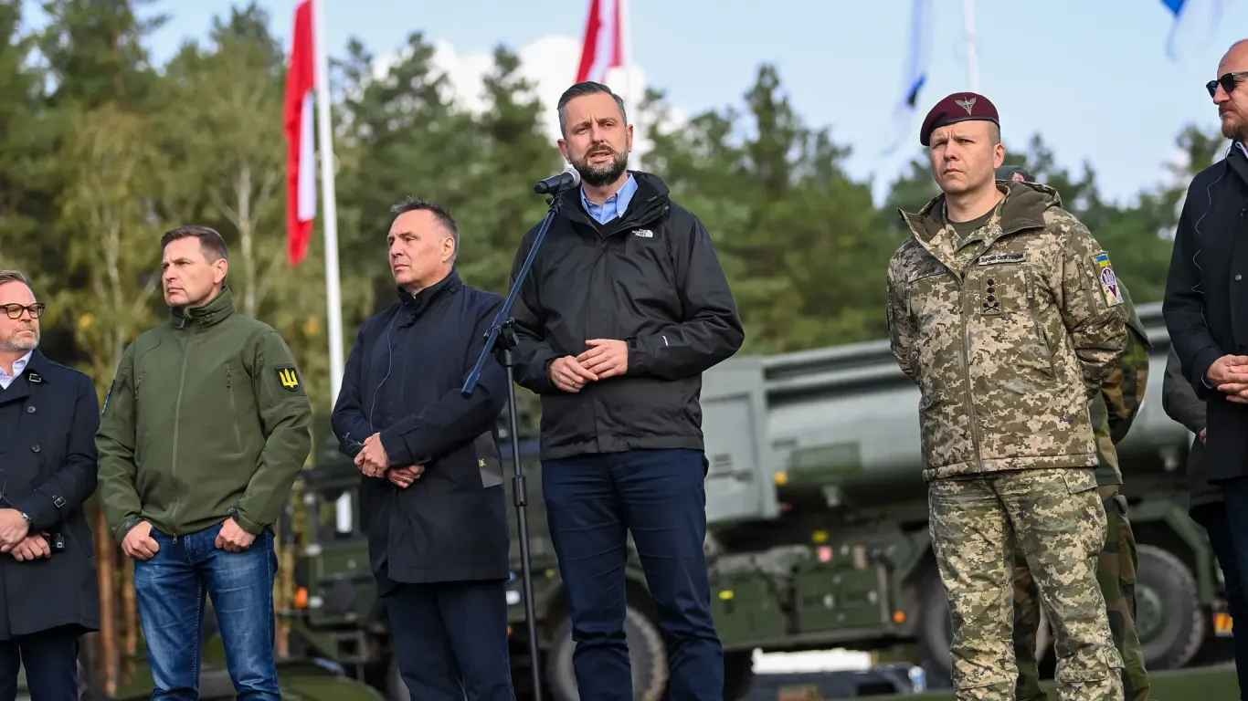 У Польщі відкрили найбільший навчальний центр для підготовки українських військових