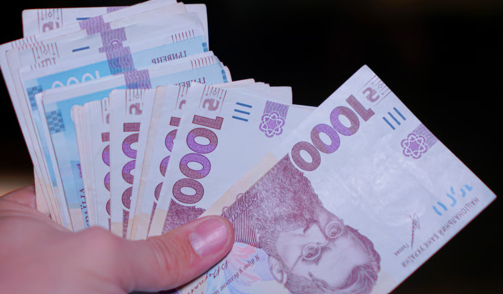 Податок на OLX: скільки грошей хочуть відібрати в українців після продажу товару