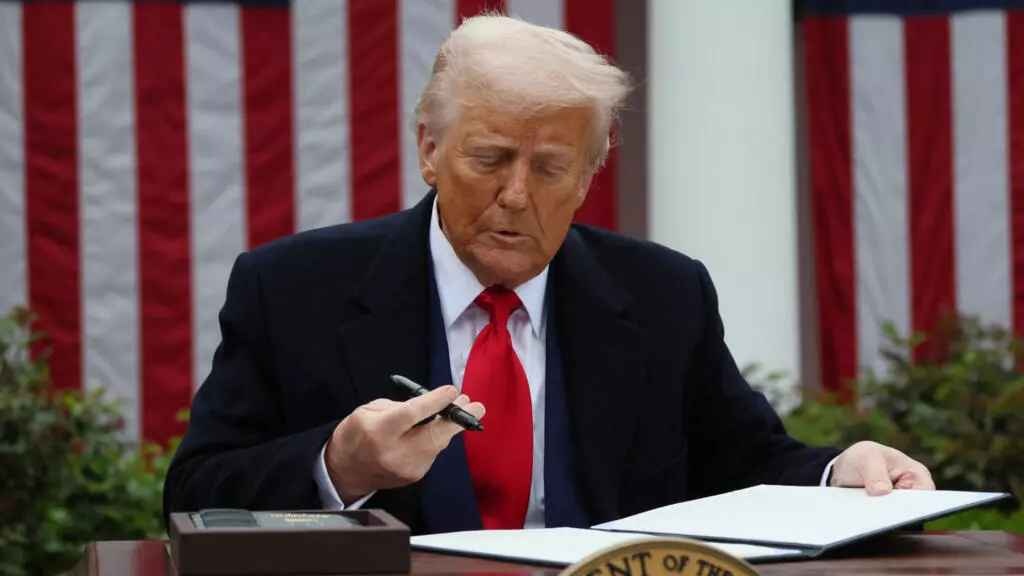 Трамп оголосив про введення нових мит: нова міра набуде чинності вже з 1 листопада