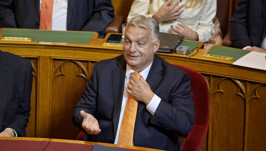 Орбан почав збір підписів проти "військового плану" ЄС