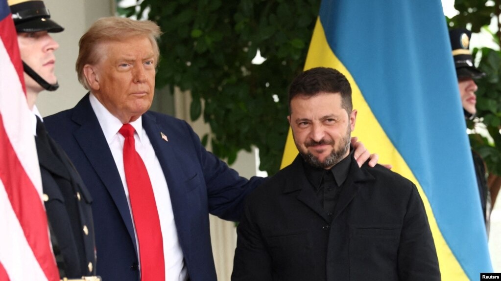 Трамп обговорить із Зеленським постачання зброї Україні, - Axios