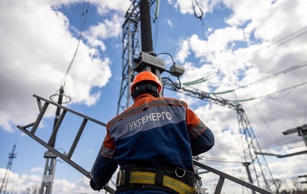 В Украине снова ввели аварийные отключения света