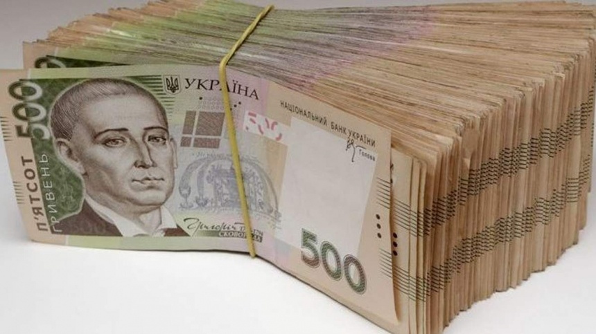 Кому работодатели в Украине больше платят: кто может зарабатывать 100 тысяч гривен и выше