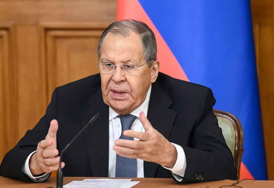 Кремль вимагає повної капітуляції України: Лавров відкинув план Трампа - ISW