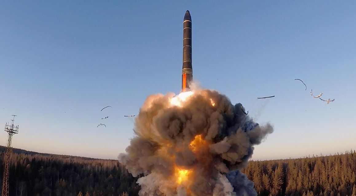 Кремль провел пуски межконтинентальных баллистических ракет в рамках ядерных учений