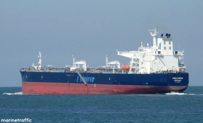 Индия почти полностью откажется от российской нефти после санкций США, - Bloomberg