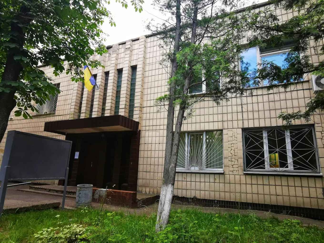 Отримав травми у приміщенні ТЦК: у Києві помер чоловік, який "впав"