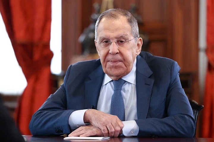 Росія не порушує Будапештський меморандум, - Лавров