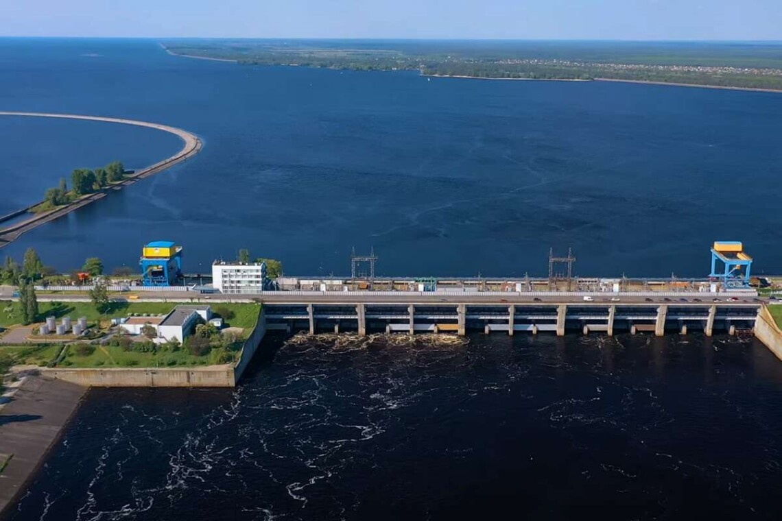 Киевская ГЭС : что на самом деле ждет столицу, если РФ ударит по плотине
