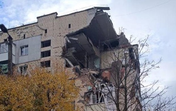 Вибух у Хмельницькому: під завалами будинку рятувальники знайшли тіла двох людей