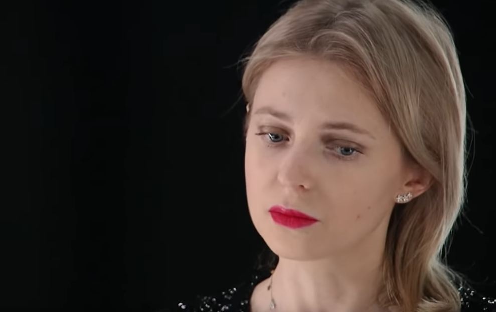 Боится покушений: скандальная "экс-прокурор" Крыма Поклонская сменила имя