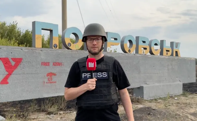 Кремль рассылает иностранным журналистам приглашения в Покровск и Купянск