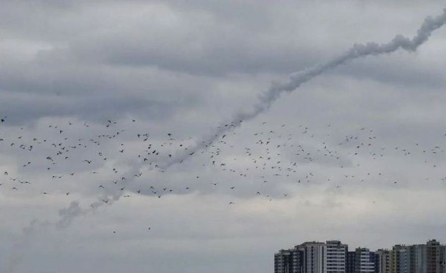 Росія в жовтні 2025 року запустила по Україні рекордну кількість ракет, - аналітики