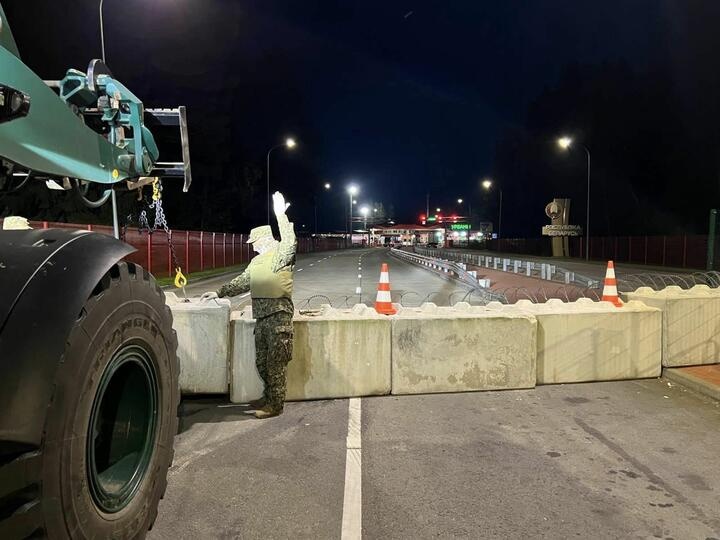 Возле пунктов пропуска на границе установят бетонные блоки-заградители, - ГПСУ