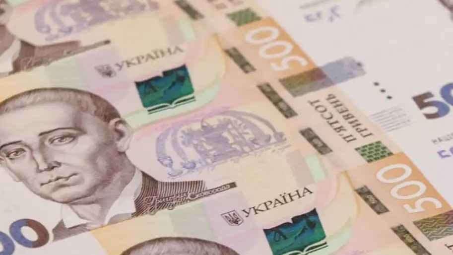 Курс валют в обмінниках: скільки сьогодні коштують долар та євро