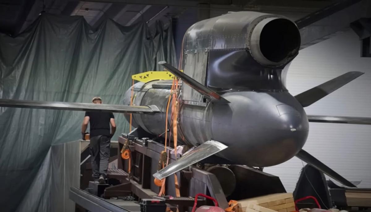 Експерт розповів, скільки ракет на місяць може виготовити Україна