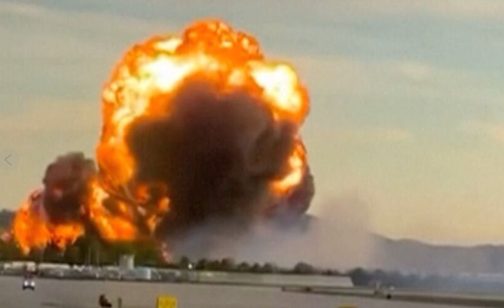 Авиакатастрофа в США: самолет UPS взорвался возле аэропорта