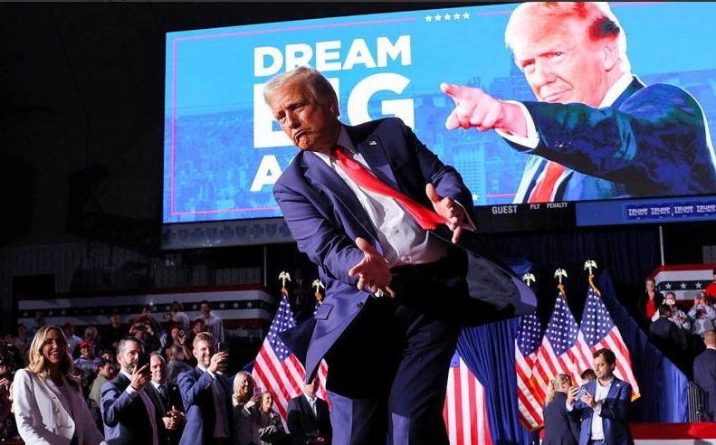 Трамп опубликовал видео к годовщине выборов: не обошлось без Путина