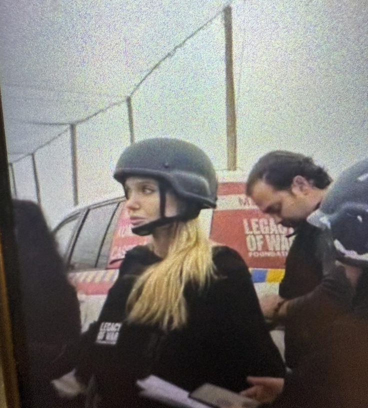 Анджеліна Джолі, Херсон