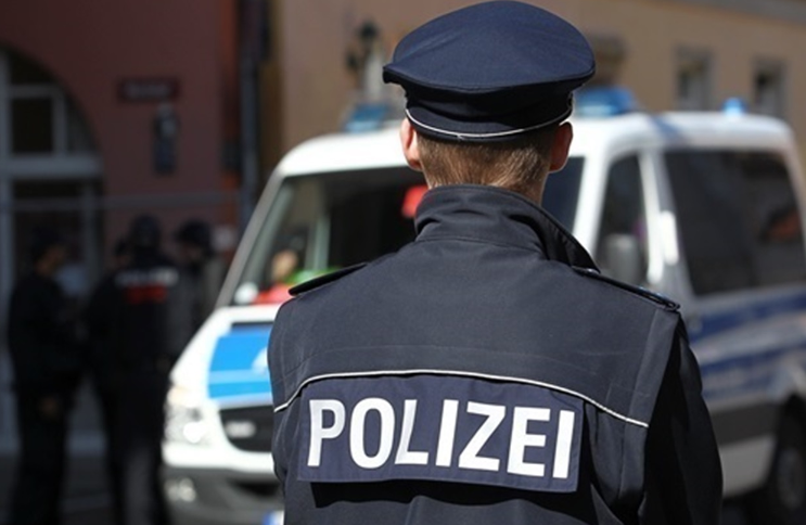 У Німеччині для затримання юного російського пропагандиста задіяли загони спецпризначенців