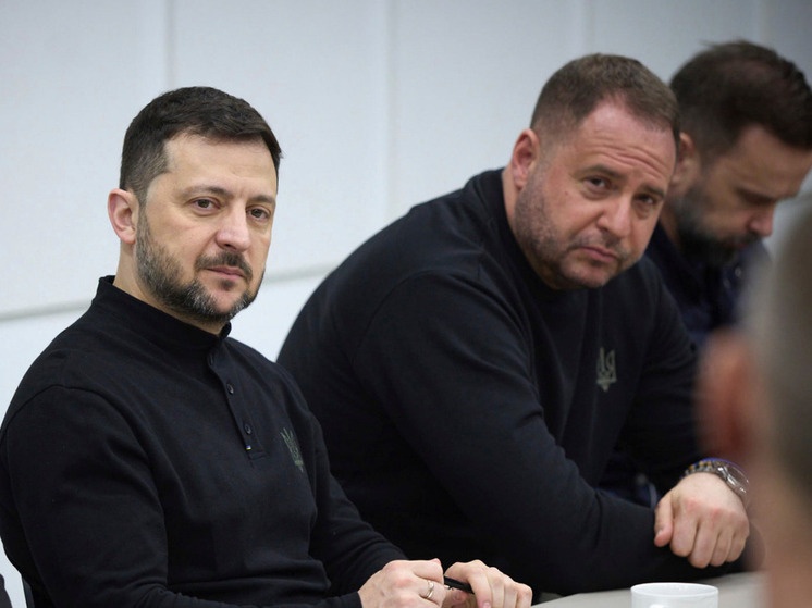 Зеленського не варто підозрювати у корупції, - Єрмак