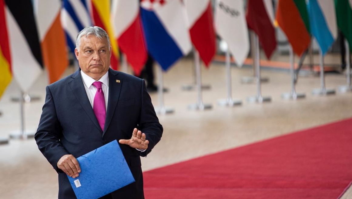 Орбан заявил, что внешние силы должны принудить Россию и Украину к миру