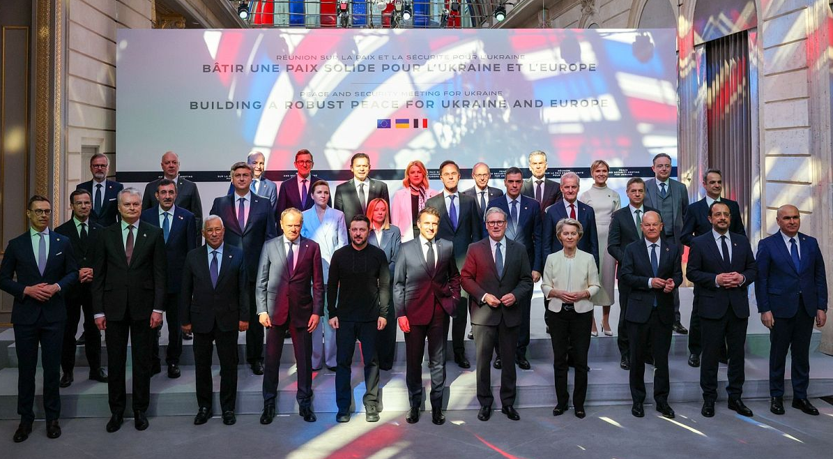 ЄС та Україна відхилили ключові частини мирного плану США — Bloomberg